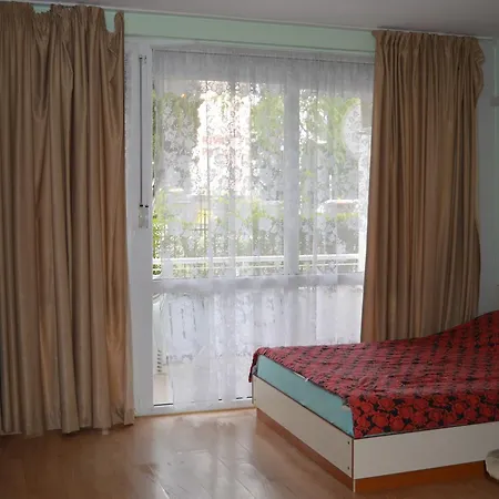 Bratanov Sunny Fort Appartement