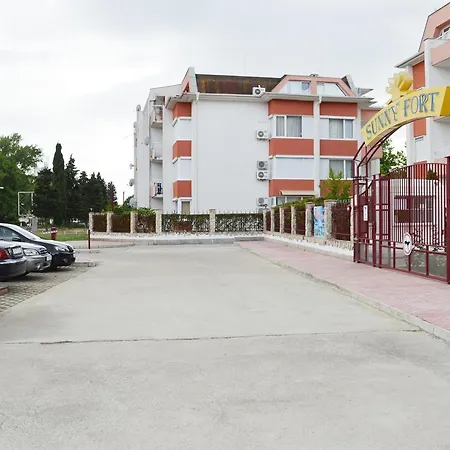 Bratanov Sunny Fort Apartment Sunny Beach